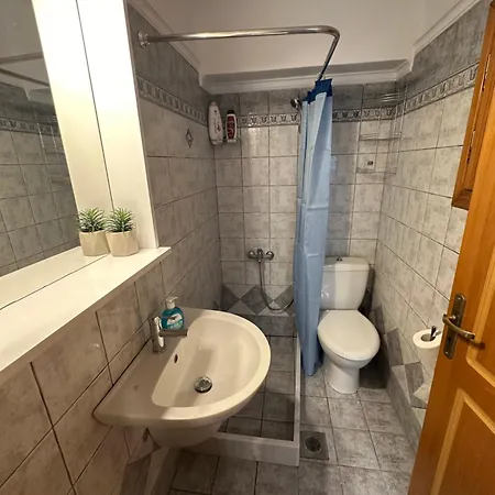 Bratis House 3 * Vartholomio